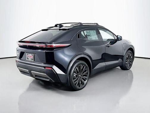 Midnight Black Metallic 2026 Toyota C-HR XSE