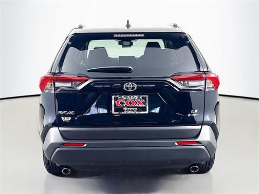 2025 Toyota RAV4 Hybrid SE