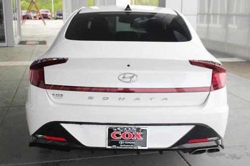 2022 Hyundai SONATA SEL
