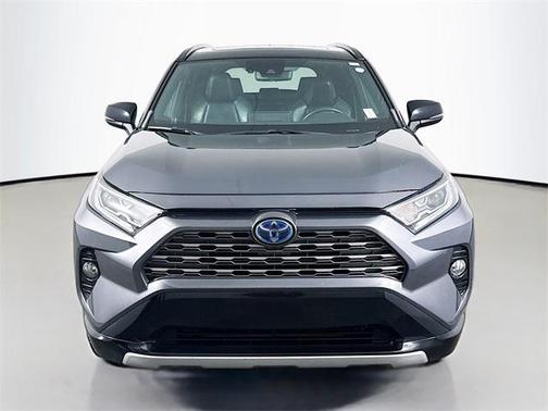 2020 Toyota RAV4 Hybrid SE