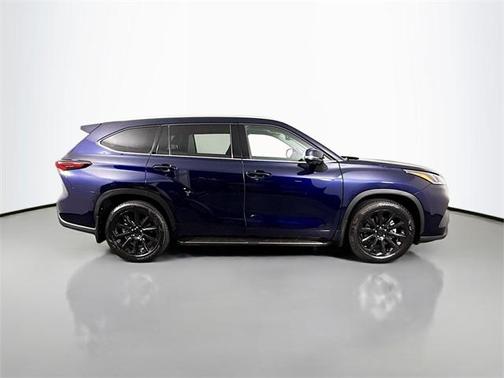 2024 Toyota Highlander Platinum