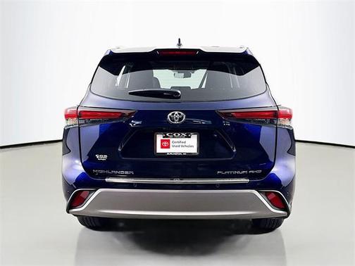 2024 Toyota Highlander Platinum