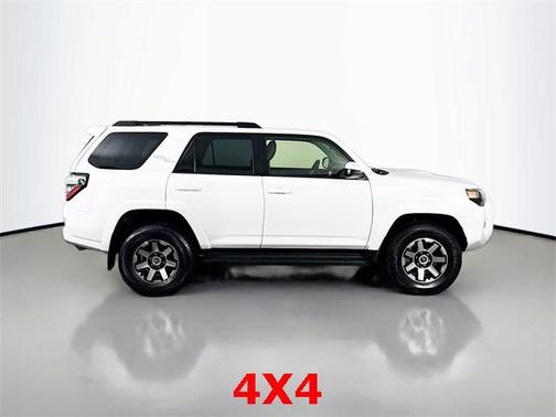 2024 Toyota 4Runner TRD Off Road