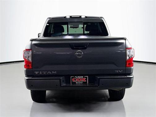 2021 Nissan Titan SV