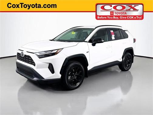 2025 Toyota RAV4 Hybrid XLE