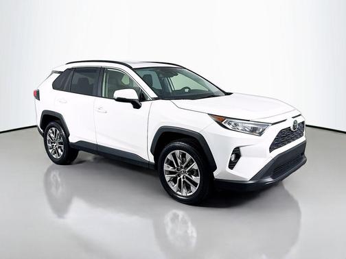 2020 Toyota RAV4 XLE Premium