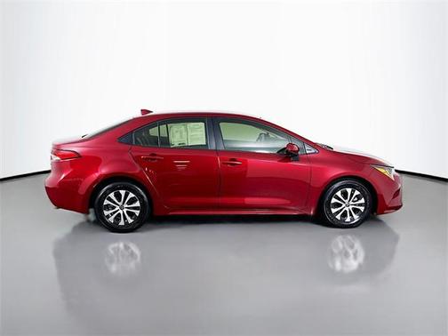 2022 Toyota Corolla Hybrid SE