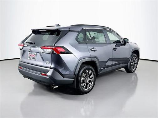 2025 Toyota RAV4 Hybrid XLE Premium