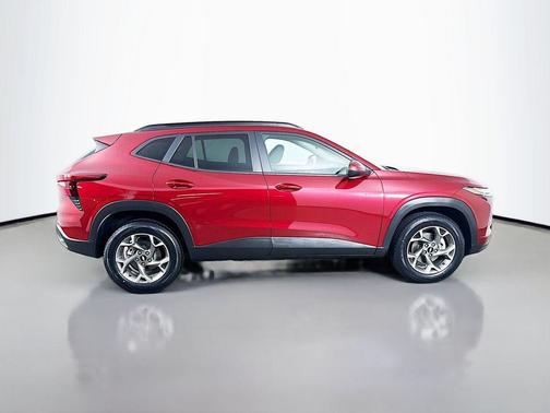 Crimson Metallic 2025 Chevrolet Trax LT
