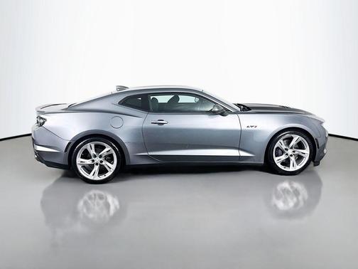 2021 Chevrolet Camaro RWD Coupe LT1