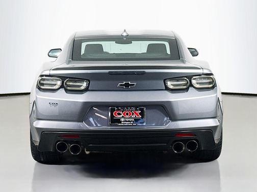 2021 Chevrolet Camaro RWD Coupe LT1