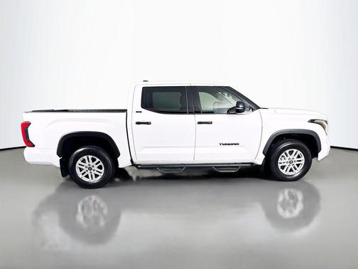 Ice Cap 2023 Toyota Tundra SR5