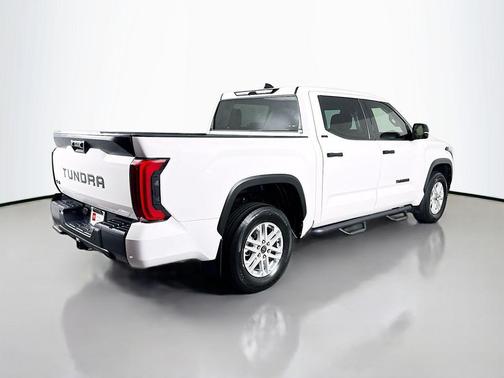 Ice Cap 2023 Toyota Tundra SR5