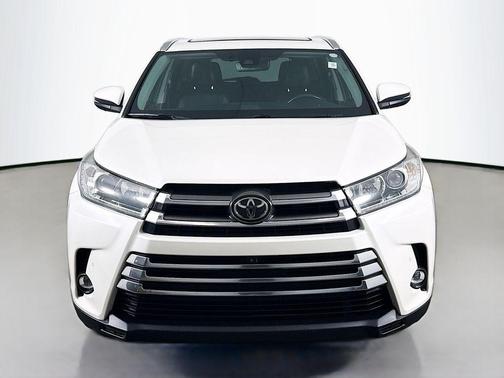 2019 Toyota Highlander Limited Platinum