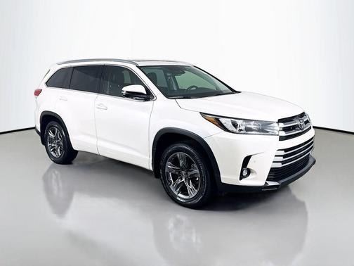 2019 Toyota Highlander Limited Platinum