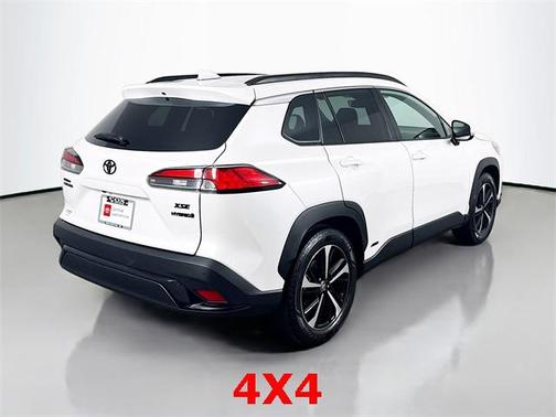 2024 Toyota Corolla Hybrid SE