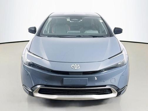 2025 Toyota Prius Plug-In Hybrid XSE