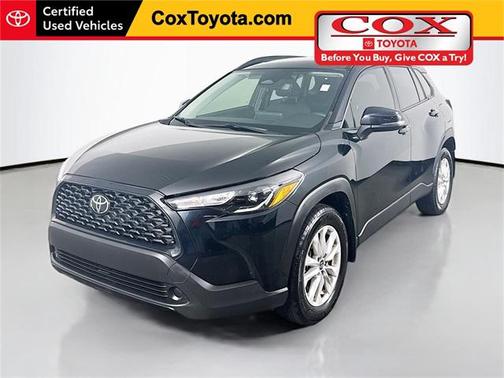 2024 Toyota Corolla Cross LE