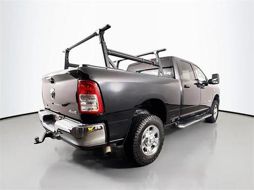2022 RAM 2500 Big Horn Crew Cab 4x4 6'4' Box