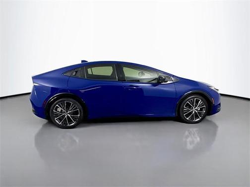 2023 Toyota Prius XLE