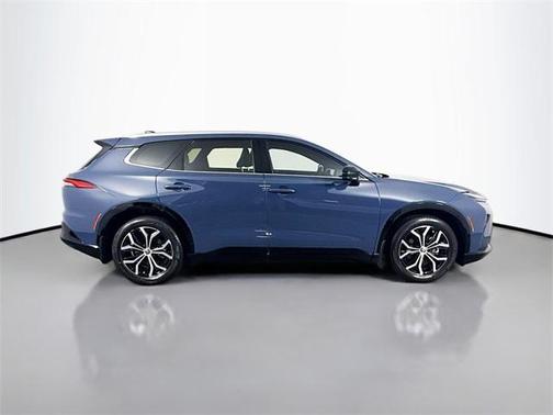 2025 Toyota Crown Signia XLE