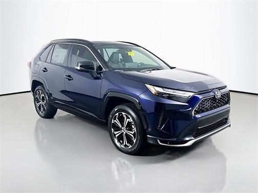 2025 Toyota RAV4 Hybrid SE