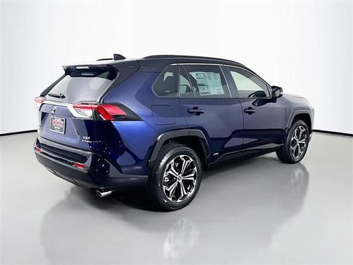 2025 Toyota RAV4 Hybrid SE