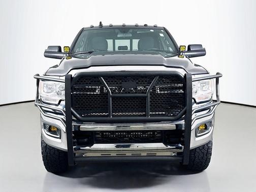 2021 RAM 2500 Tradesman Crew Cab 4x4 6'4' Box