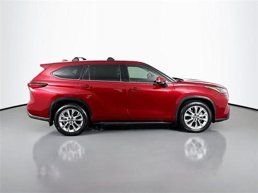 2022 Toyota Highlander Limited