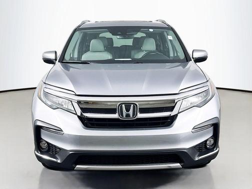 2020 Honda Pilot Touring 8-Passenger