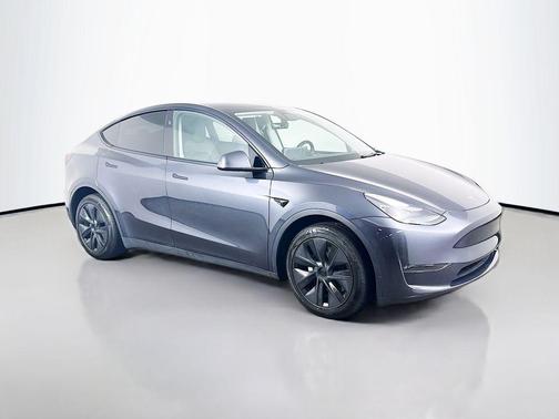 2025 Tesla Model Y Long Range Dual Motor All-Wheel Drive