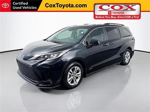 2021 Toyota Sienna XSE 7 Passenger