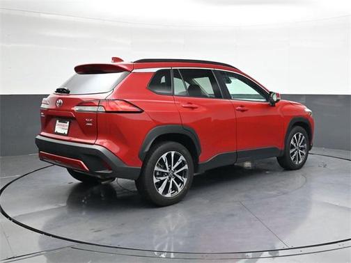 2023 Toyota Corolla Cross XLE