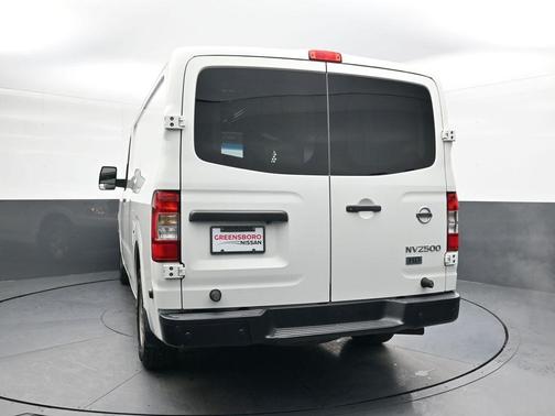 2015 Nissan NV Cargo NV2500 HD SV V6