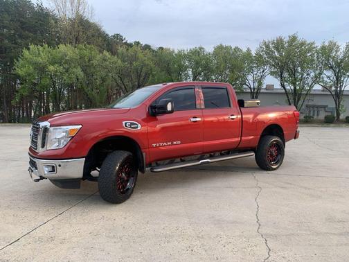 2016 Nissan Titan XD SV