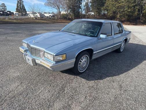 1992 Cadillac DeVille Base