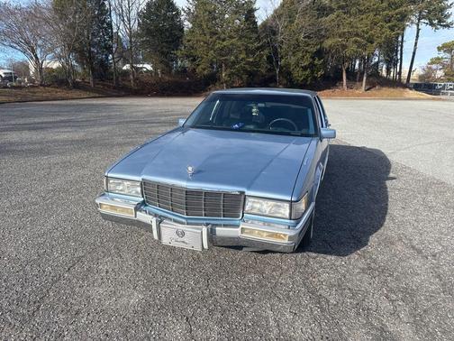 1992 Cadillac DeVille Base