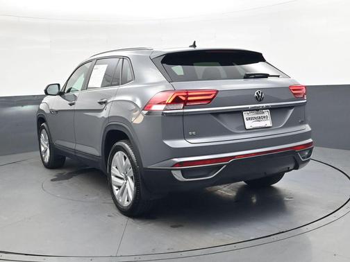 2022 Volkswagen Atlas Cross Sport 2.0T SE w/Technology 4MOTION