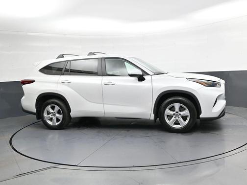 Wind Chill Pearl 2023 Toyota Highlander L