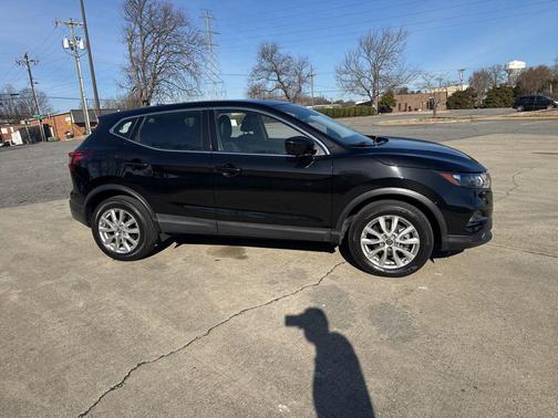 2021 Nissan Rogue Sport S