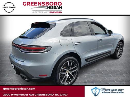 2024 Porsche Macan Base