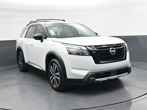 2025 Nissan Pathfinder Platinum 4WD
