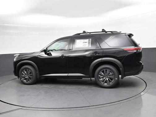 Super Black 2026 Nissan Pathfinder SV