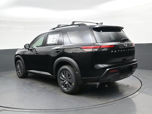 Super Black 2026 Nissan Pathfinder SV