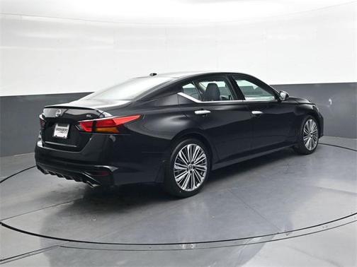2025 Nissan Altima 2.5 SL