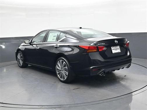 2025 Nissan Altima 2.5 SL