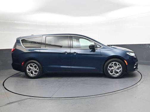 2024 Chrysler Pacifica Limited