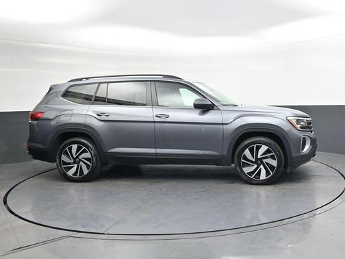 2024 Volkswagen Atlas 2.0T SE w/Technology 4MOTION