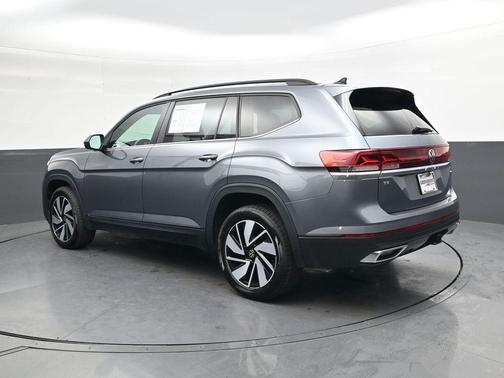 2024 Volkswagen Atlas 2.0T SE w/Technology 4MOTION