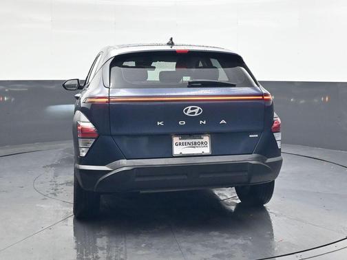 2024 Hyundai KONA SE